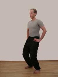 Ejercicio para sostener una piedra para aumentar la potencia.